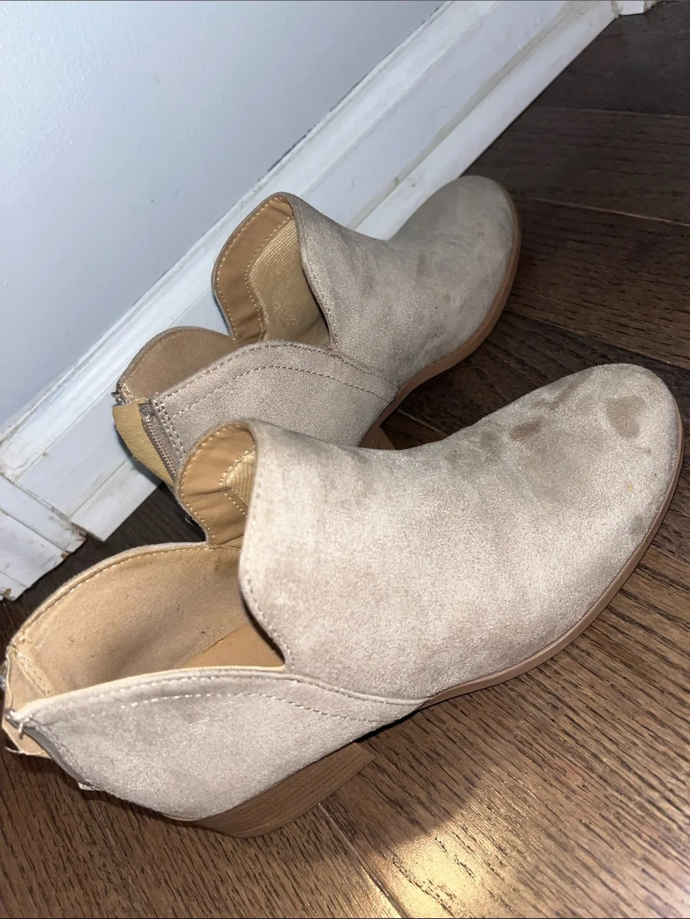 Cityclassified Light Beige Suede Ankle Booties